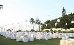 Sea Green Lawns Photo