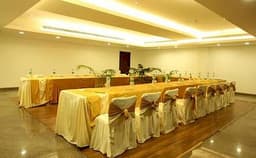 Hotel Shuhul Continental Photo