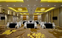 Caspia Hotel Photo