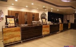 Grand Milan Photo