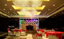 Green Lounge Banquets Photo