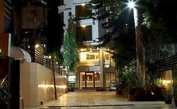 Hotel Accolade Photo