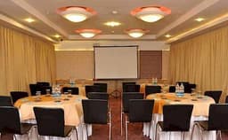 Hotel Niharika Photo