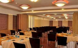 Hotel Niharika Photo