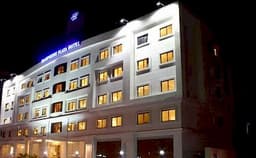 Hampshire Plaza Hotel Photo