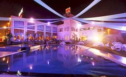 MH One Resort Hotel Photo