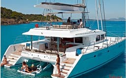Lagoon 560 Photo