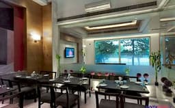Saket 27 Photo
