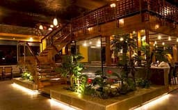 Square Plate Party Hall Photo