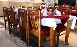 Hotel Ekant Photo