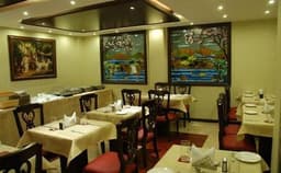 The Royce Hotel Photo The Royce Hotel Photo