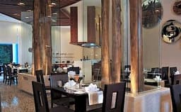 Fortune Select Excaliber Photo Fortune Select Excaliber Photo