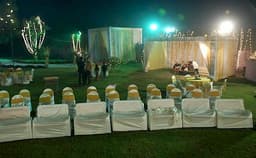 Exotic Garden Photo Exotic Garden Photo