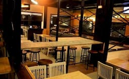 Gilly's Restro Bar Photo Gilly's Restro Bar Photo