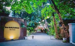 Hanu Reddy Residences Photo Hanu Reddy Residences Photo