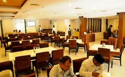 Hotel Grand Plaza Photo Hotel Grand Plaza Photo