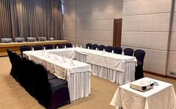 Aureole Hotel Photo Aureole Hotel Photo