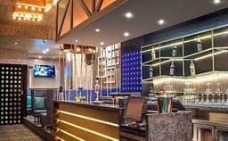 Bling by the Hill Green Photo Bling by the Hill Green Photo