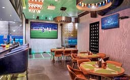 Bling by the Hill Green Photo Bling by the Hill Green Photo