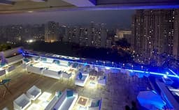 Breeze Lounge Photo Breeze Lounge Photo