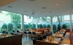 Cream Centre Photo Cream Centre Photo