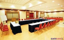 Deccan Plaza Hotel Photo Deccan Plaza Hotel Photo