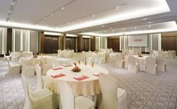 The Gateway Hotel IT Expressway Photo The Gateway Hotel IT Expressway Photo