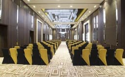 Holiday Inn OMR IT Expressway Photo Holiday Inn OMR IT Expressway Photo