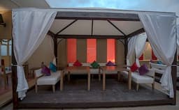 Float rooftop lounge Photo Float rooftop lounge Photo