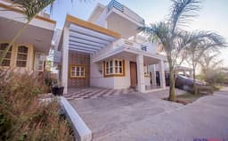 Golden Mile Resort Photo Golden Mile Resort Photo