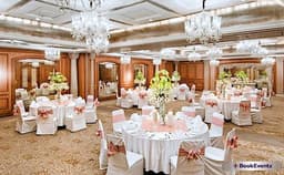 Hilton Hotel Photo Hilton Hotel Photo