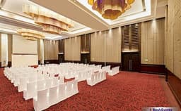 Holiday Inn Photo Holiday Inn Photo