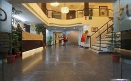 Hotel Arch Plaza Photo Hotel Arch Plaza Photo