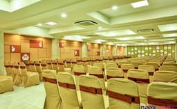 Hotel Flora Photo Hotel Flora Photo