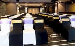 Hotel Le Grande Mumbai Photo Hotel Le Grande Mumbai Photo