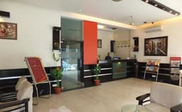 Hotel Meridian Plaza Photo Hotel Meridian Plaza Photo