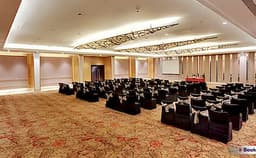 Hotel Royal Orchid Photo Hotel Royal Orchid Photo