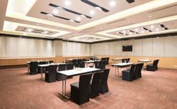 Ibis Hotel Photo Ibis Hotel Photo