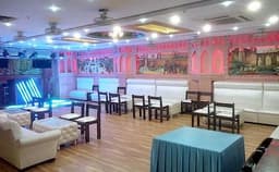 White Pearl Banquet Photo White Pearl Banquet Photo