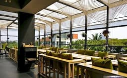 Jonahs Terrace Lounge Photo Jonahs Terrace Lounge Photo