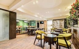 La 365 Residency Photo La 365 Residency Photo