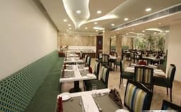 La Woods Hotel Photo La Woods Hotel Photo