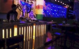 270 Degrees West Photo 270 Degrees West Photo