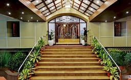 Manpho Bell Hotel and Convention Centre Photo Manpho Bell Hotel and Convention Centre Photo