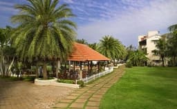 MGM Eastwoods Resort Photo MGM Eastwoods Resort Photo