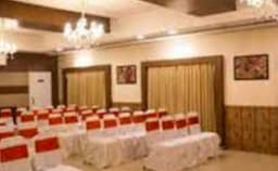 Minds Meet Photo Minds Meet Photo