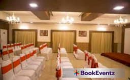 Minds Meet Photo Minds Meet Photo