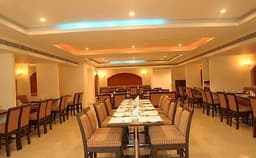 Hotel Devi Grand Photo Hotel Devi Grand Photo