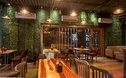 MT 61 Lounge And Cafe Photo MT 61 Lounge And Cafe Photo