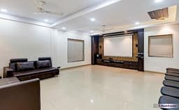 Neeranand Plaza Hotel Photo Neeranand Plaza Hotel Photo